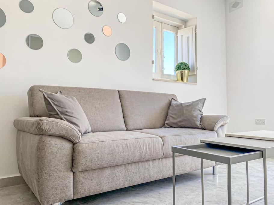 Designer Duplex Penthouse In Floriana Apartamento Exterior foto